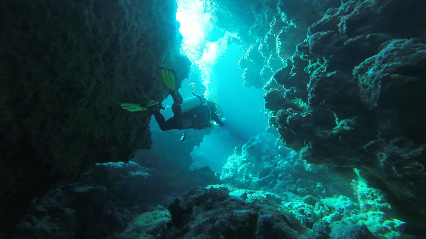 Daku Arch photo 3