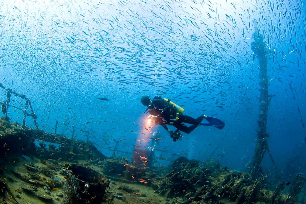 Kudhima Wreck photo 4