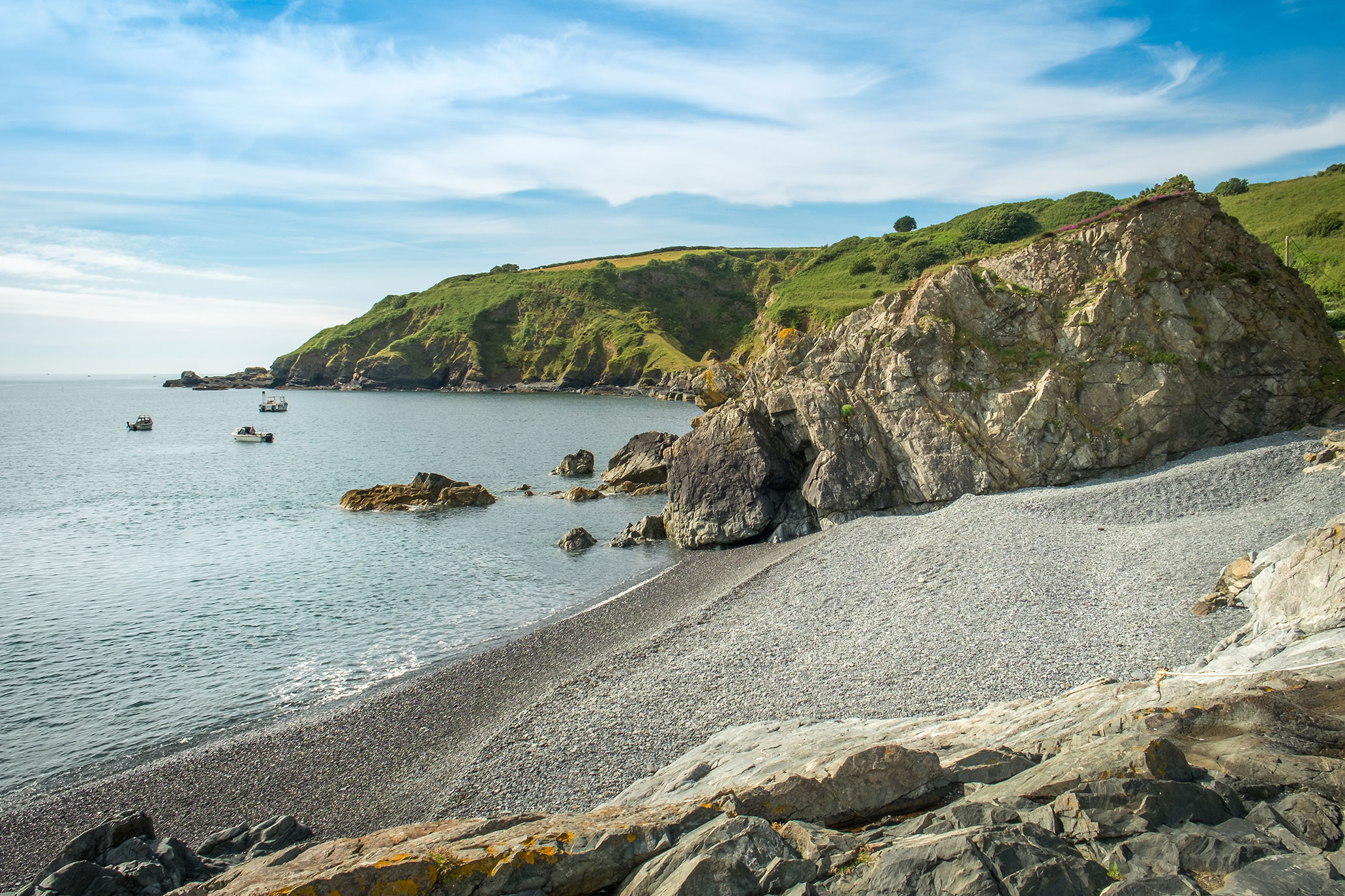 Porthkerris Beach photo 3