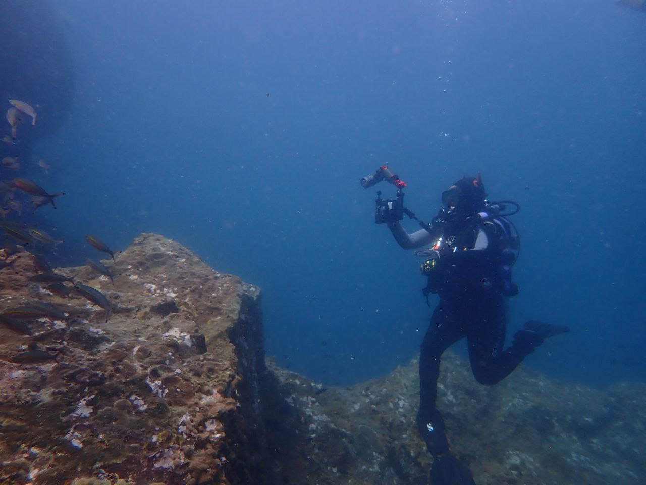 Lembu Rock photo 2