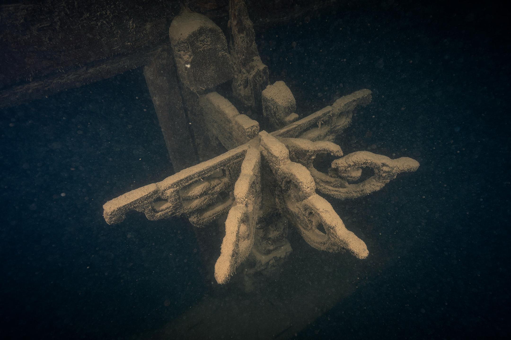 Underwater Ruins, Qiandao Lake photo 4