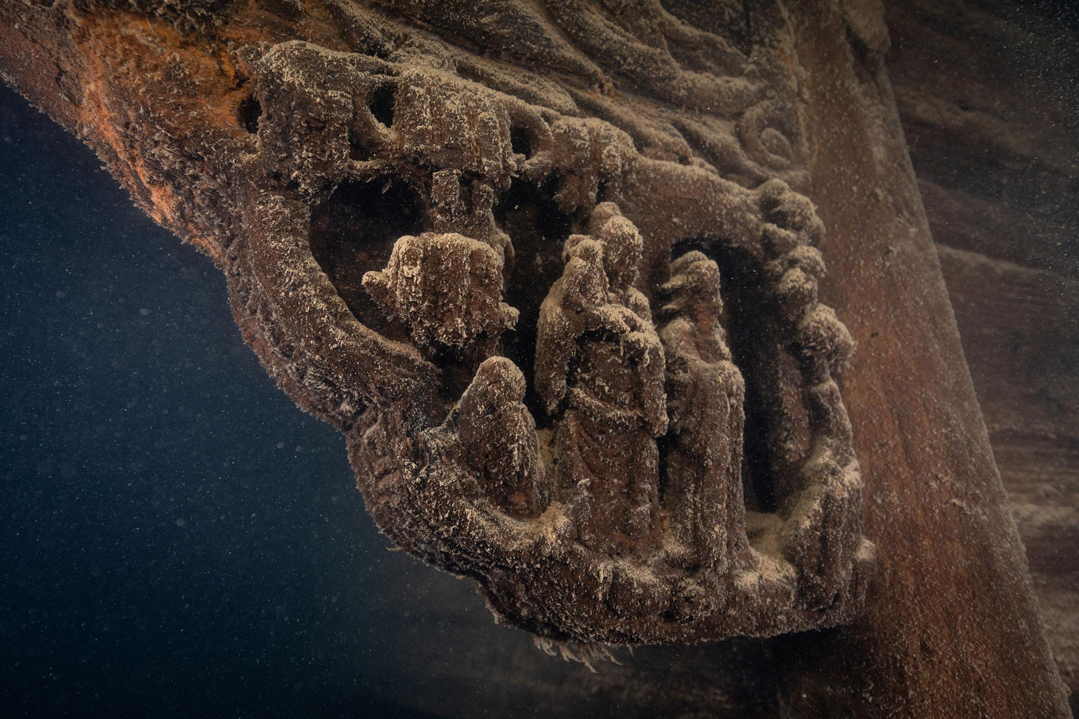 Underwater Ruins, Qiandao Lake photo 3