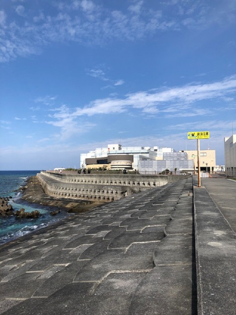 Sunabe South Steps, Sunabe Seawall