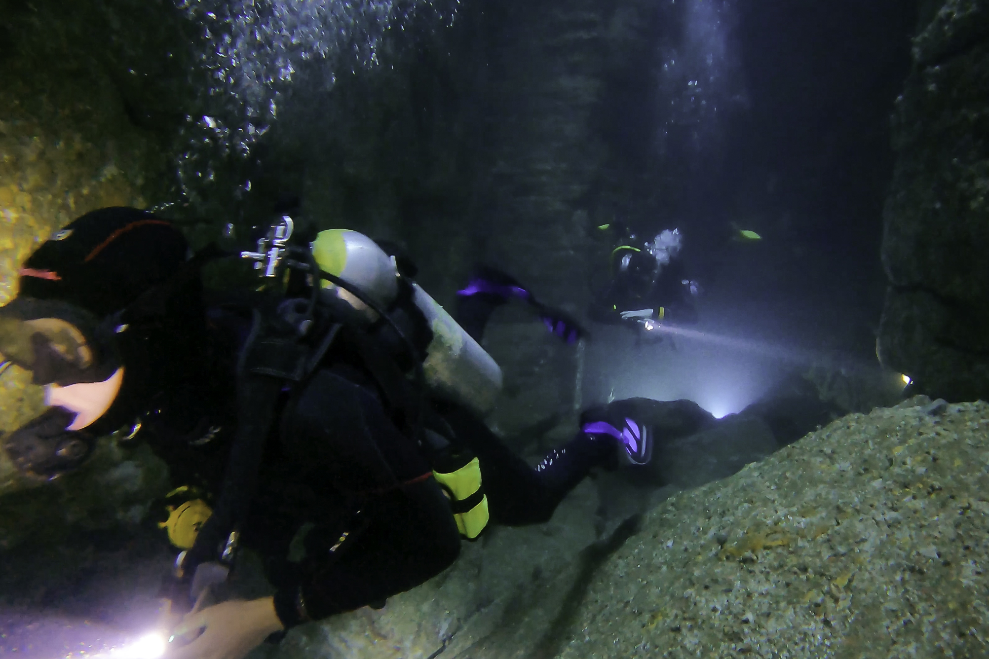 Slot Cave photo 4