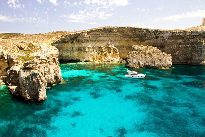 Comino Island - Crystal Lagoon photo 4