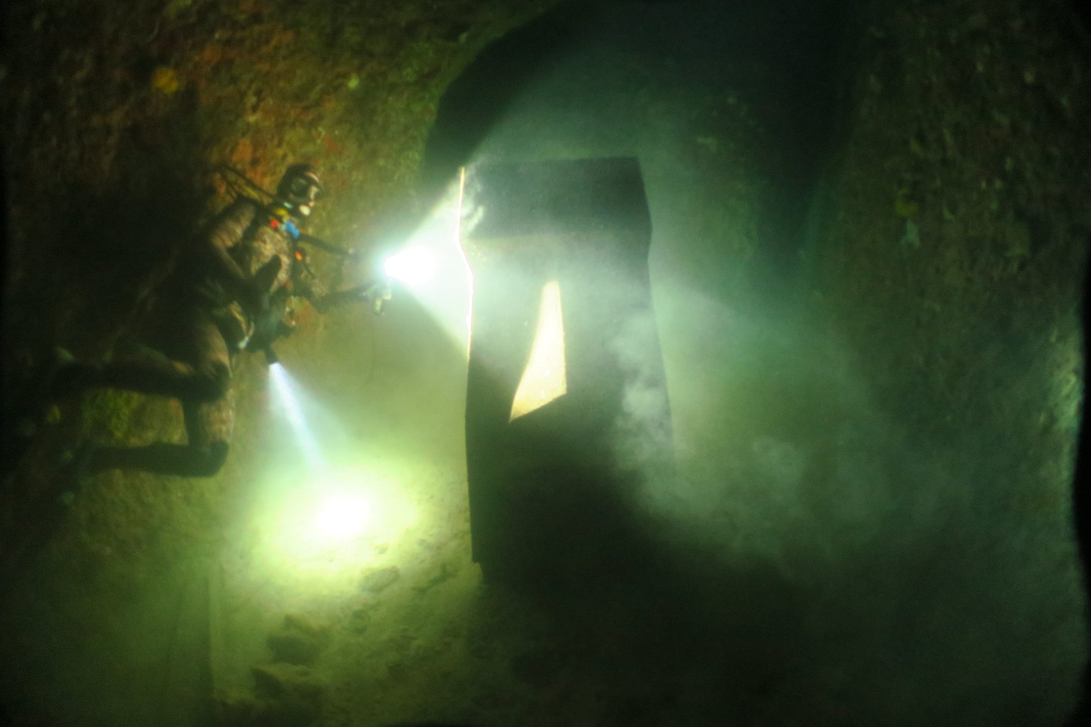 Mines of Moai photo 5