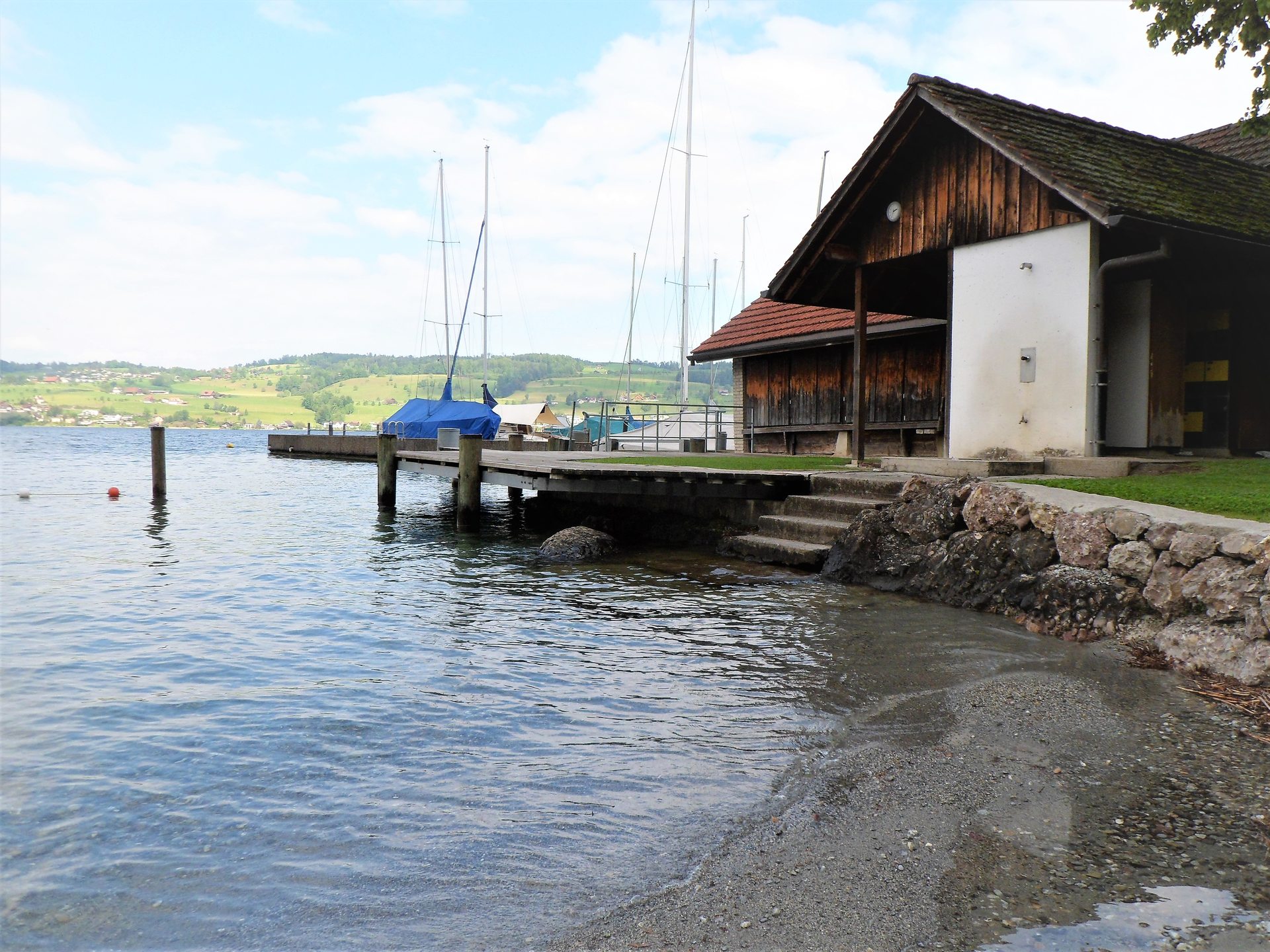Holzlager Greppen