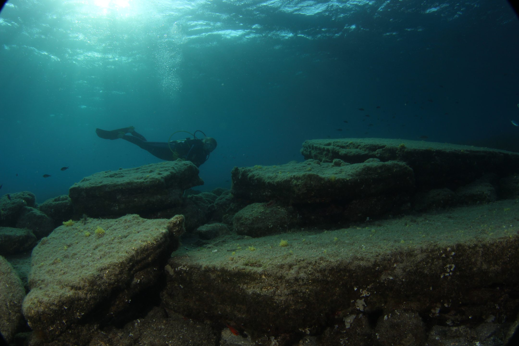 3 - ROCKS photo 4