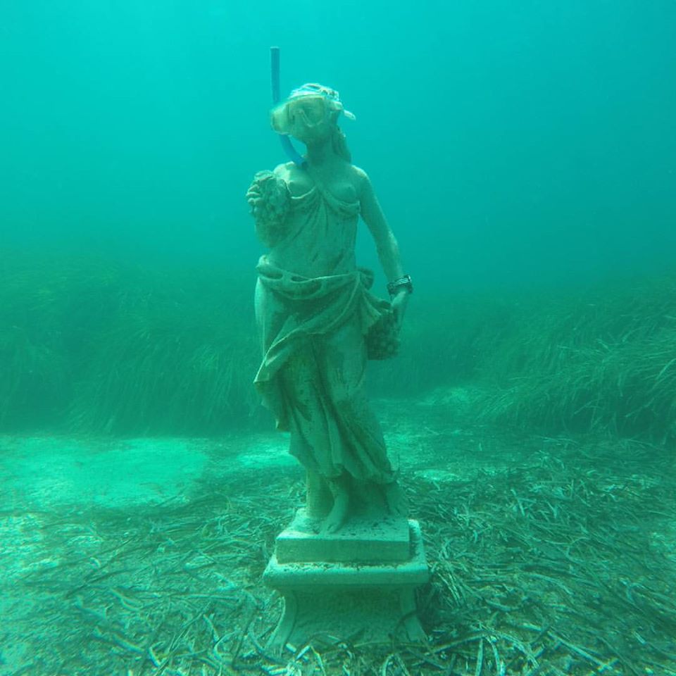 Sirens Bay photo 2