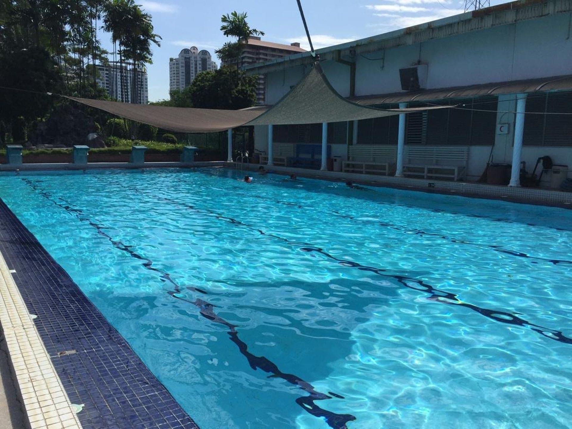 Divertainment Pool
