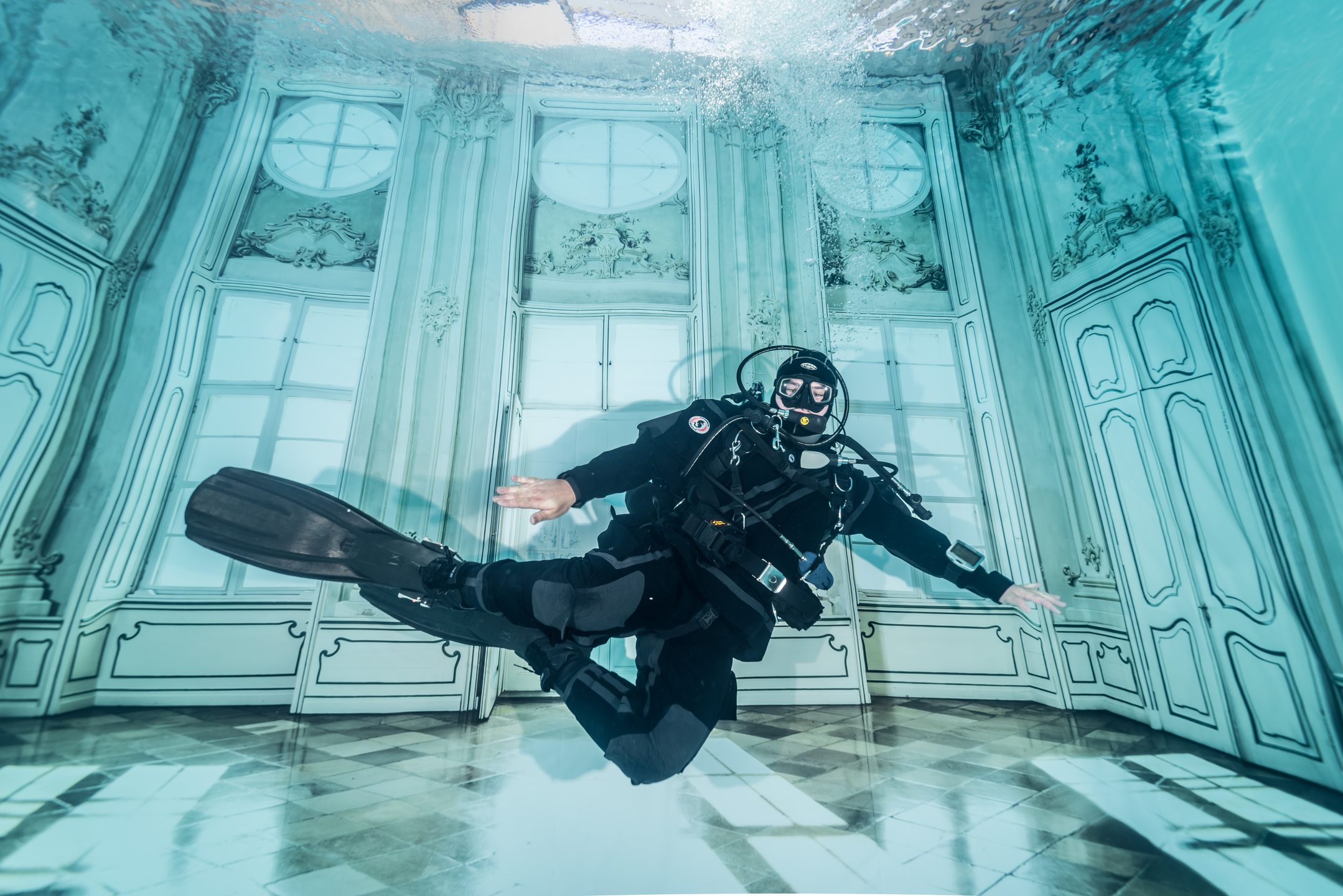 i DIVE POOL photo 3