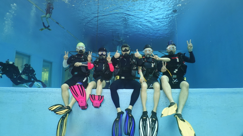 K-26 Dive pool photo 3