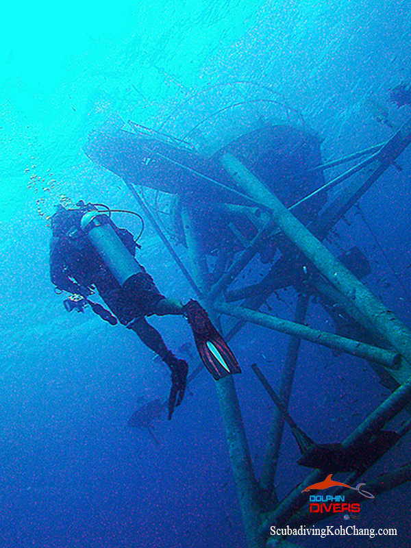 HTMS Chang wreck photo 2