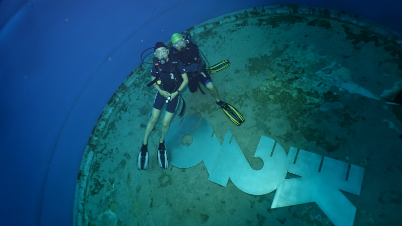 K-26 Dive pool
