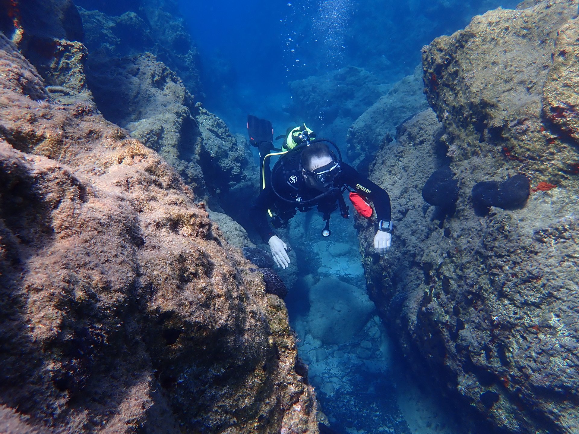 3 - ROCKS photo 7