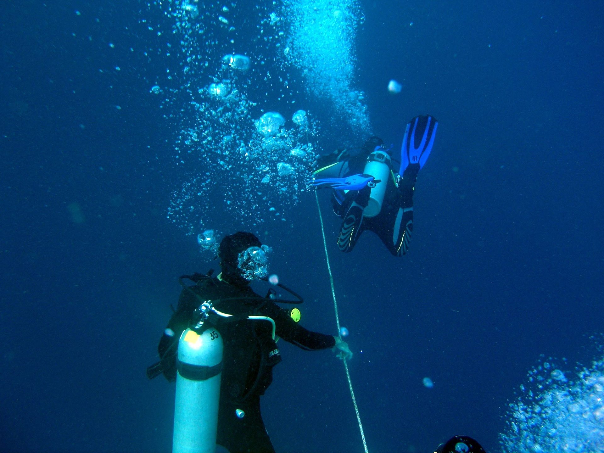 Blue Water Wreck photo 2