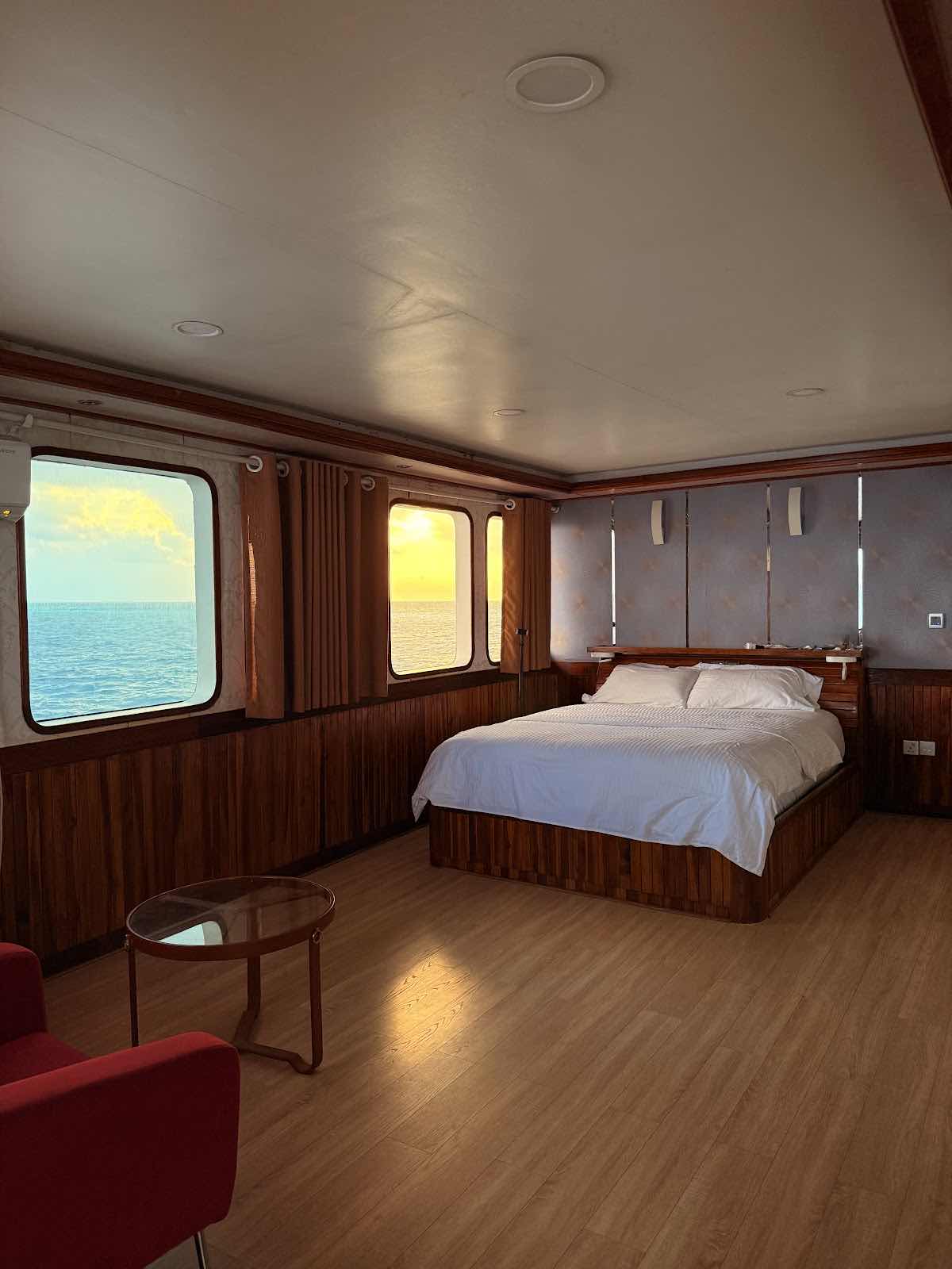 Submaldives photo 2