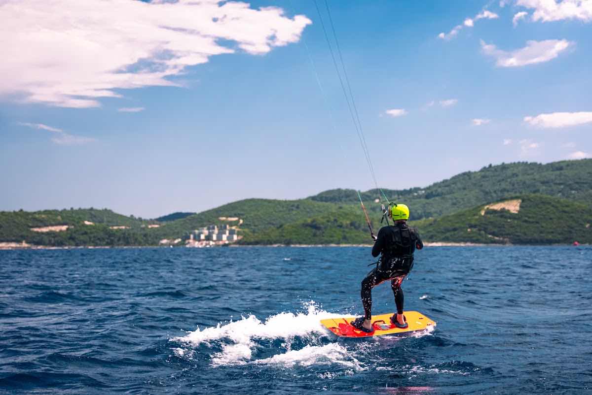 FootLoose SurfClub - Kiteboarding & Wingfoiling center photo 6
