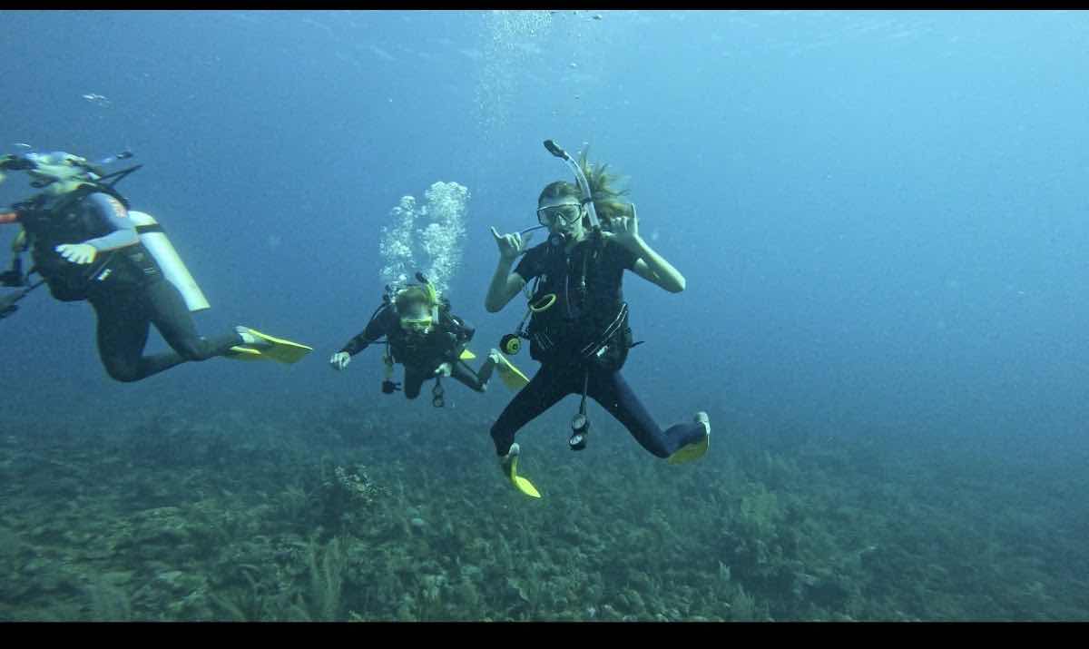 Scuba Daze Belize photo 4