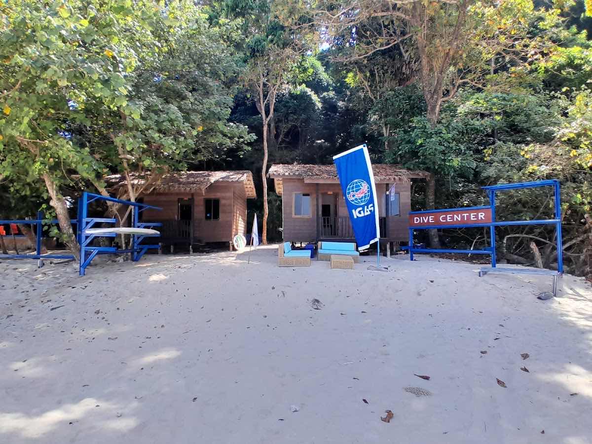 Awei Pila Dive Center photo 2