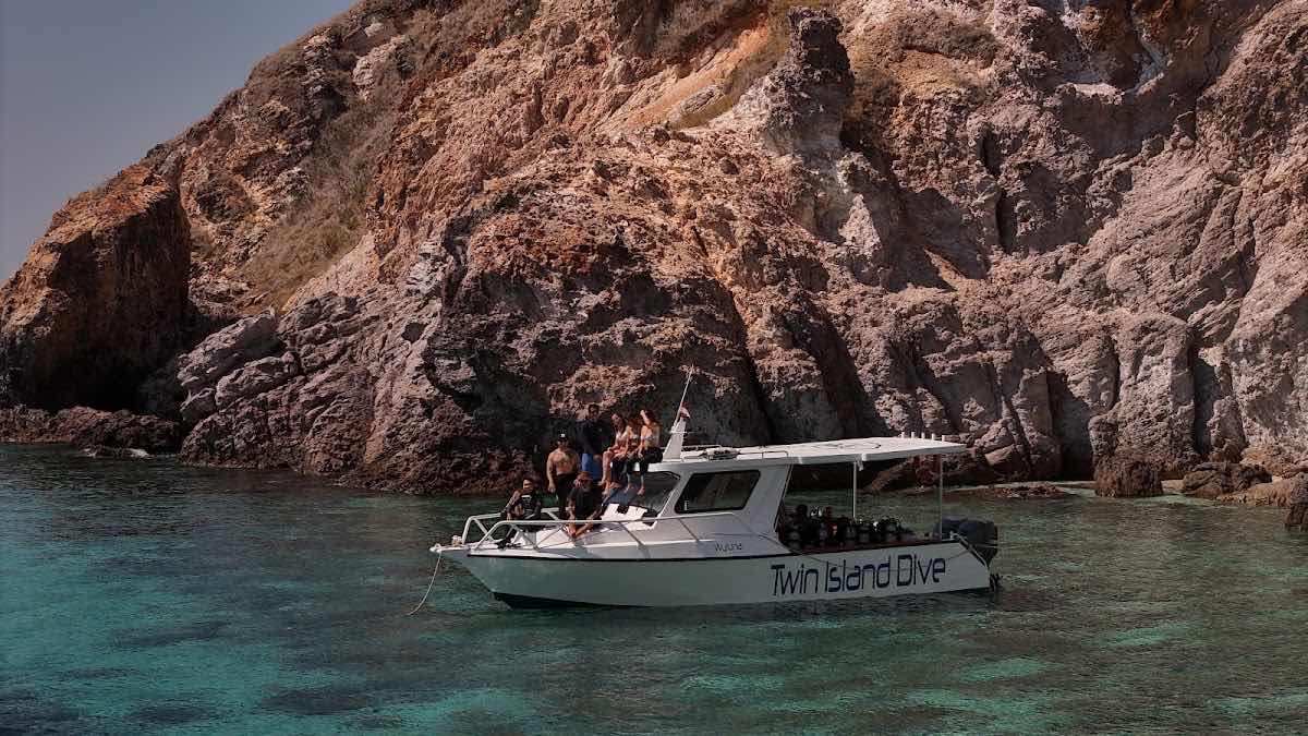 Twin Island Dive - Komodo photo 10
