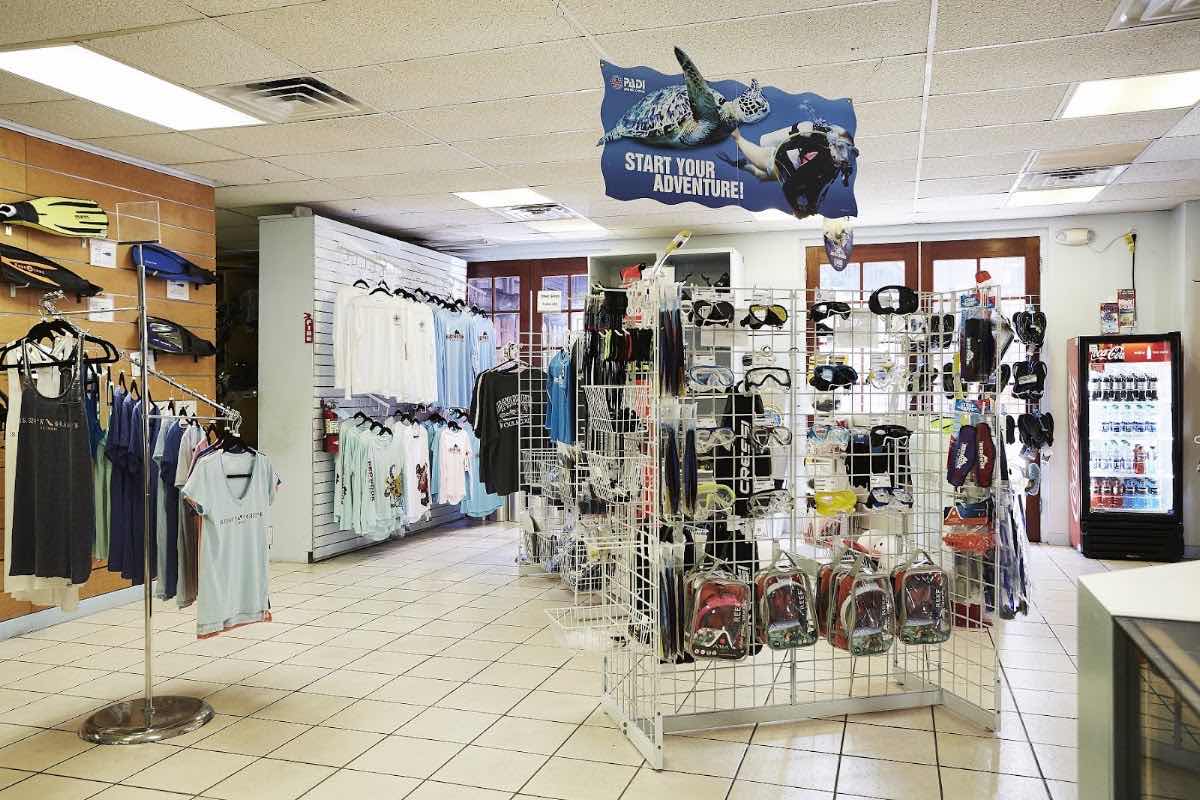 Aqua Marine Dive Shop photo 8