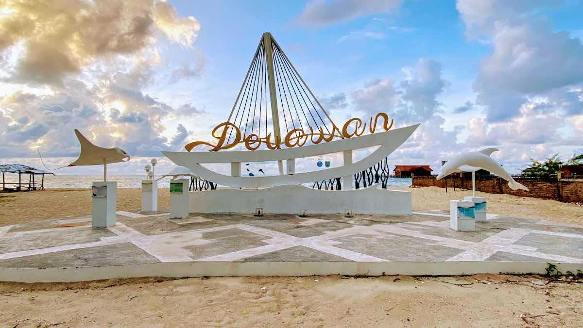 DERAWAN TRIP INDONESIA photo 8