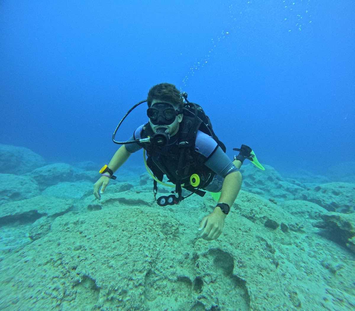 Olympian divers photo 2