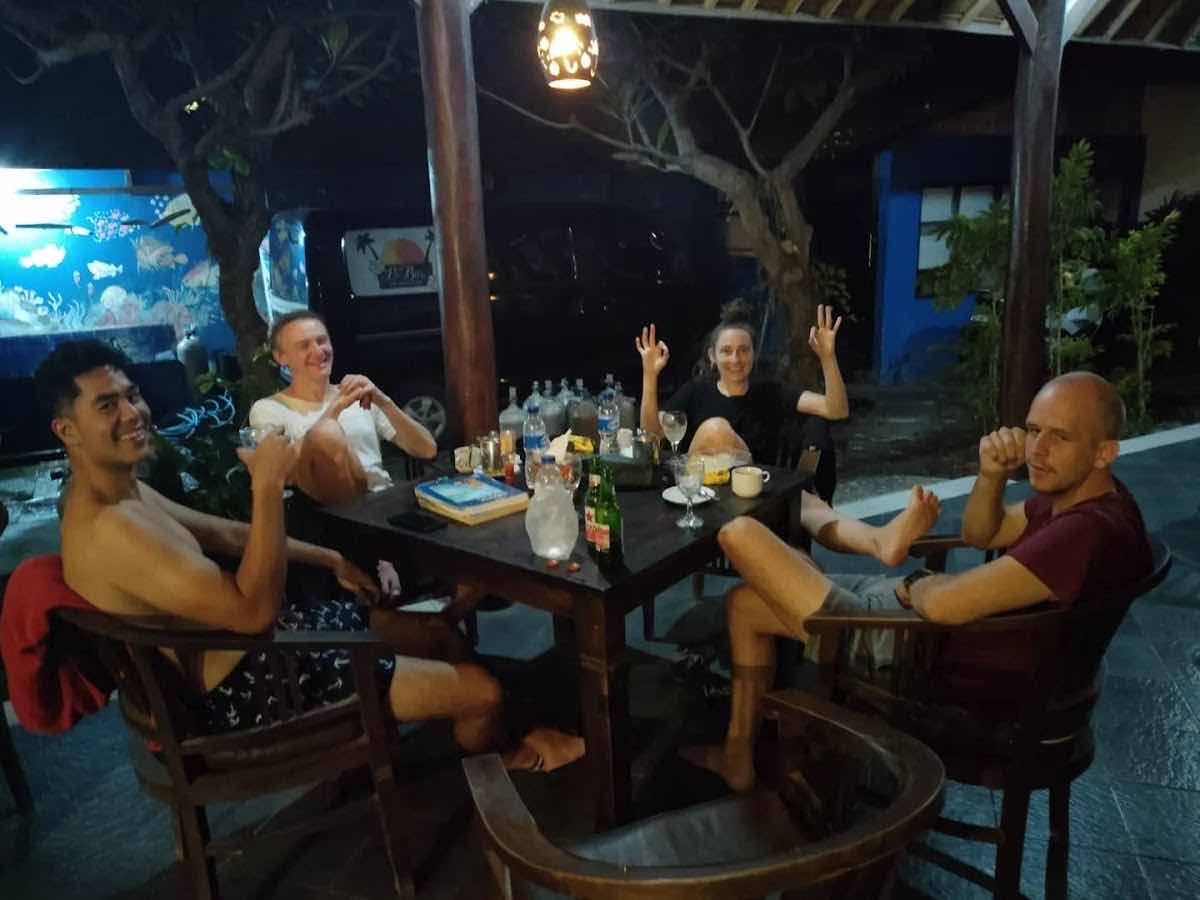 Black Amed Diving - Buceo en español photo 6
