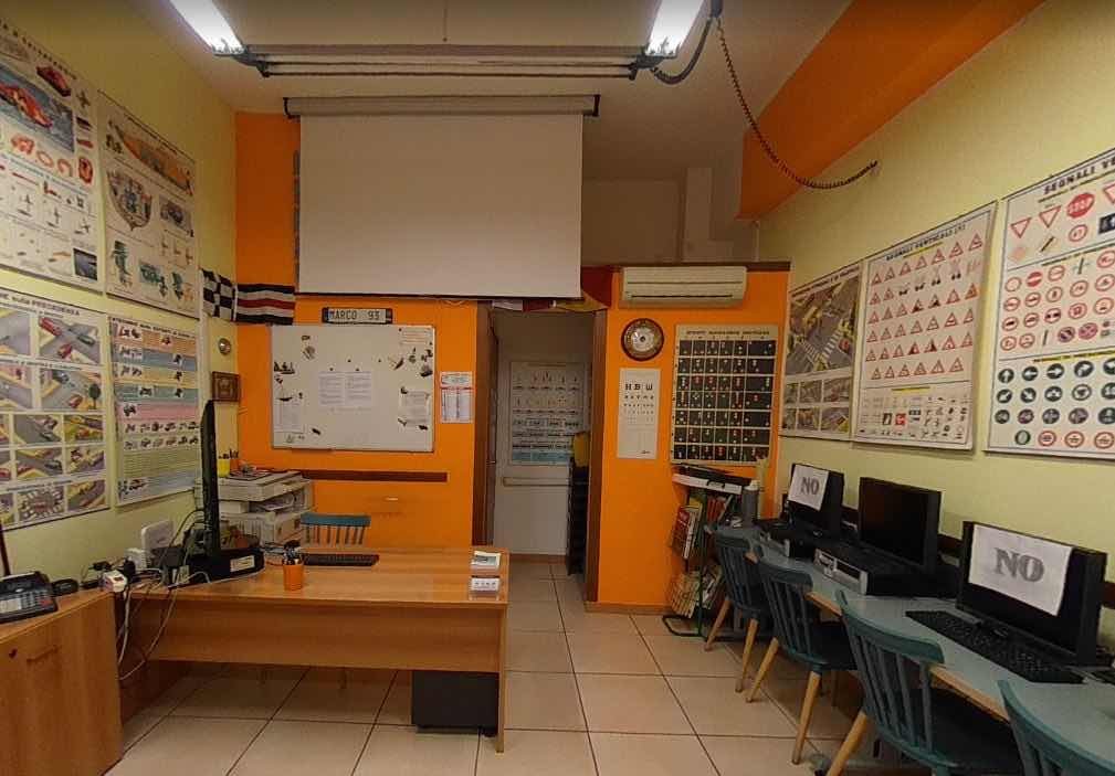 Autoscuola Pomara photo 7