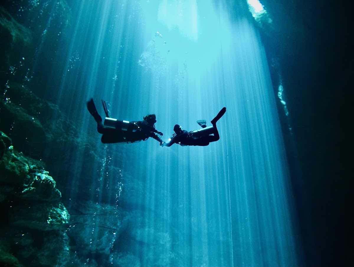 Kris Cros Diving photo 2
