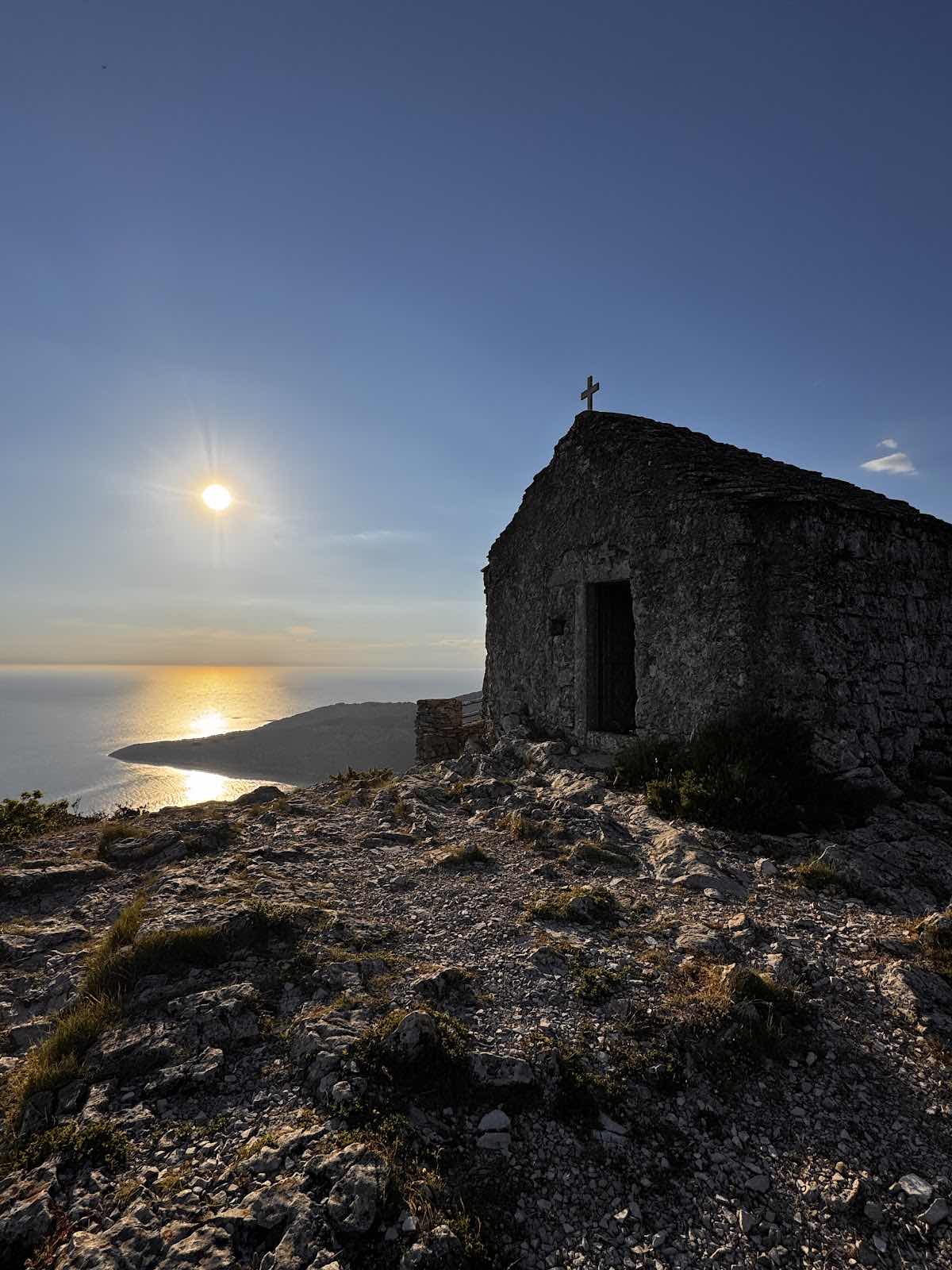 Vis Tours/ By Land & Sea photo 1