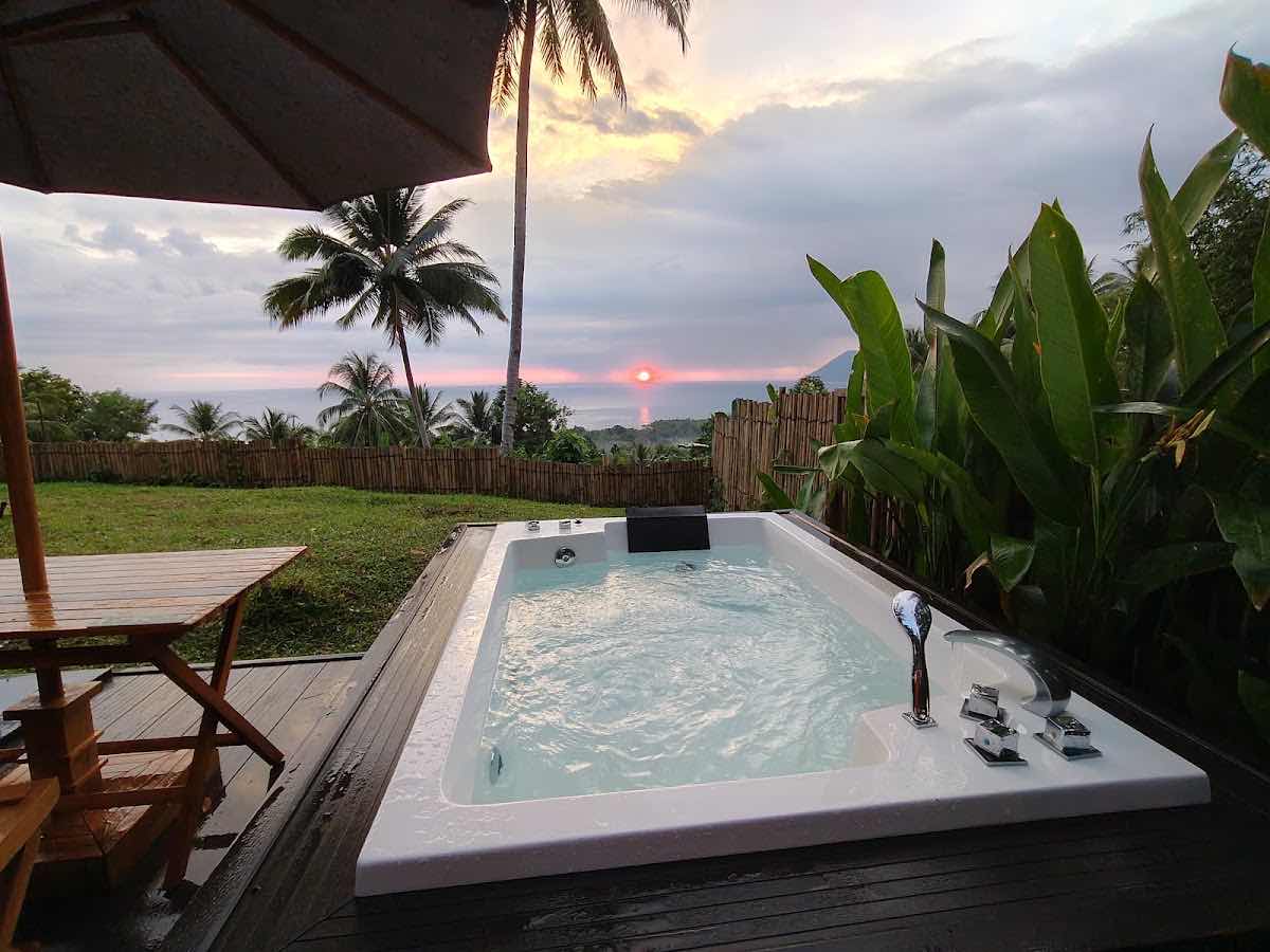 Bobocabin Bunaken Hills, Manado photo 7