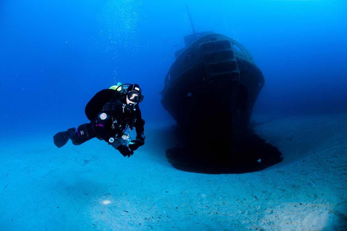 Dive Deep Blue by ABC Diving photo 6