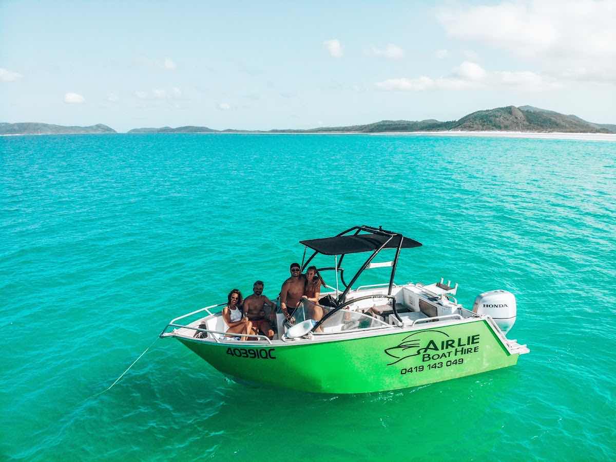 True Blue Sailing (official site) photo 5