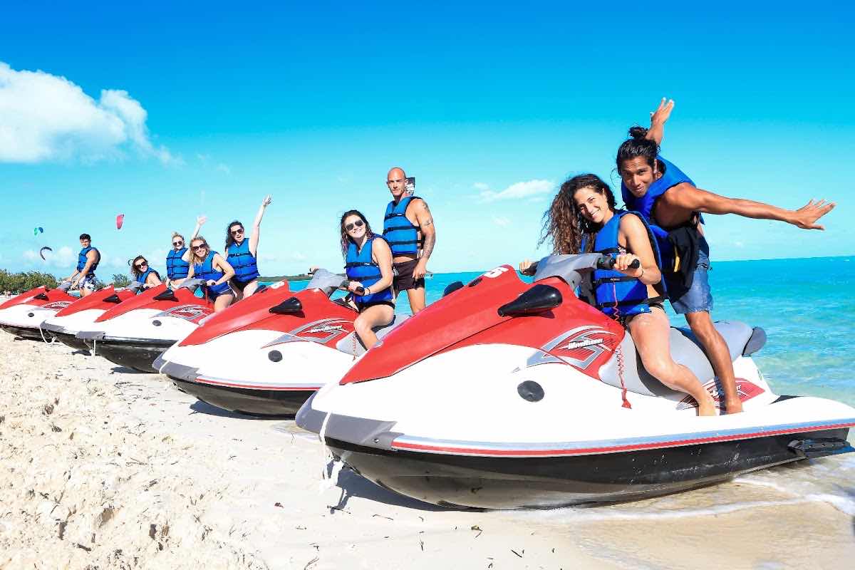 Vitamin Sea Watersports TCI photo 10