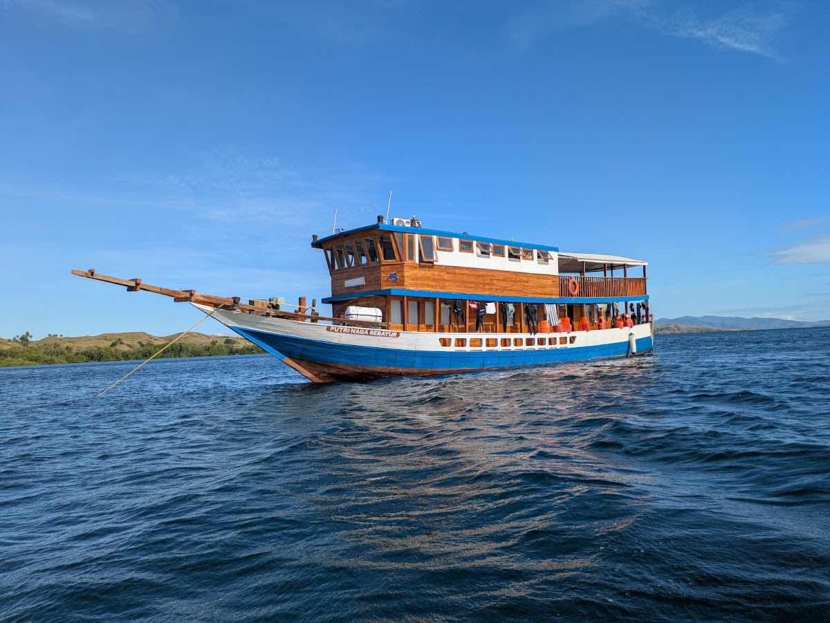 Komodo Dragon Liveaboards photo 5