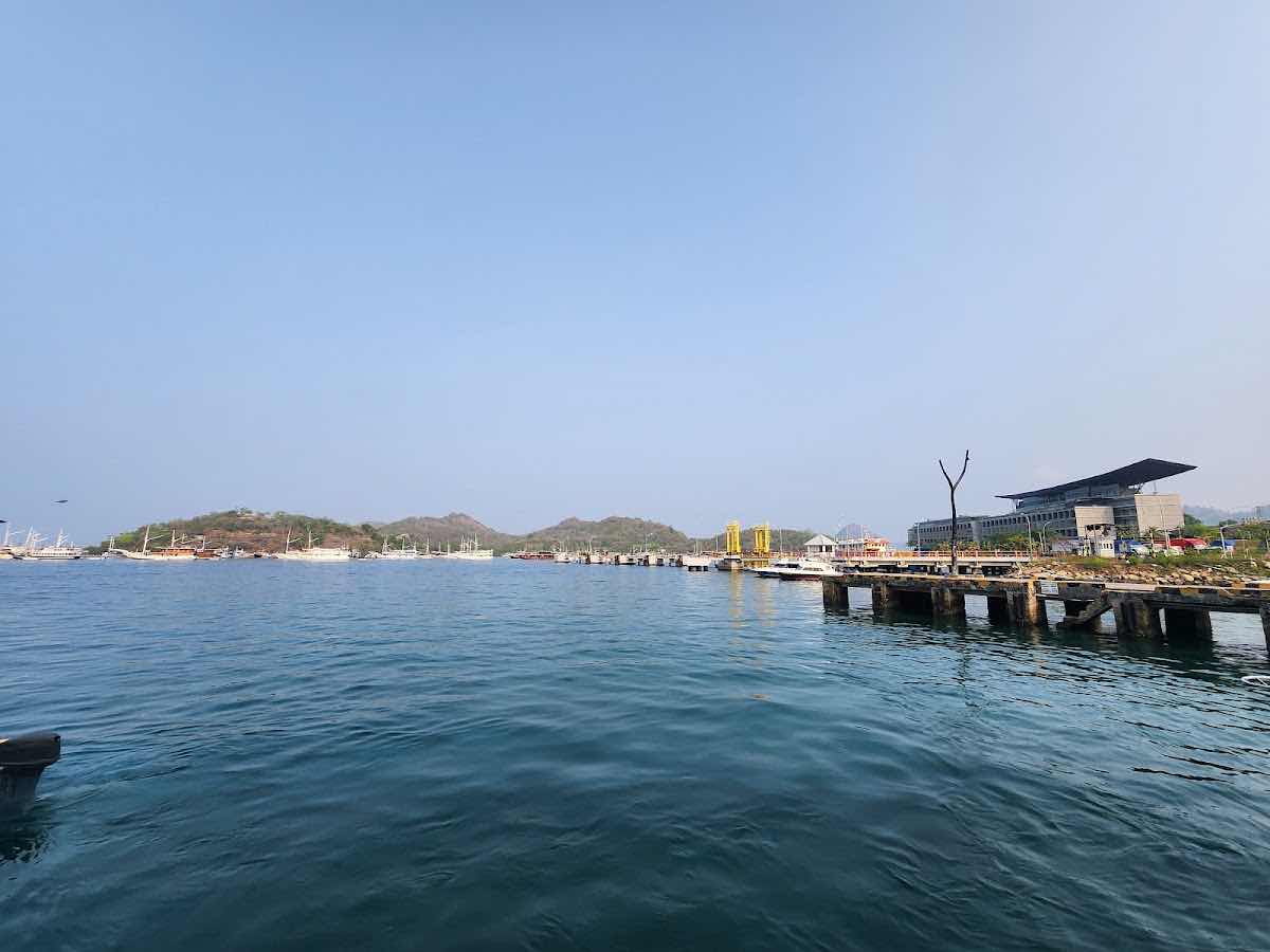 Sewa Kapal Labuan Bajo | Paket tour labuan bajo | Open trip Labuan Bajo | Paket wisata Labuan Bajo | LBJ Boat Charter photo 8
