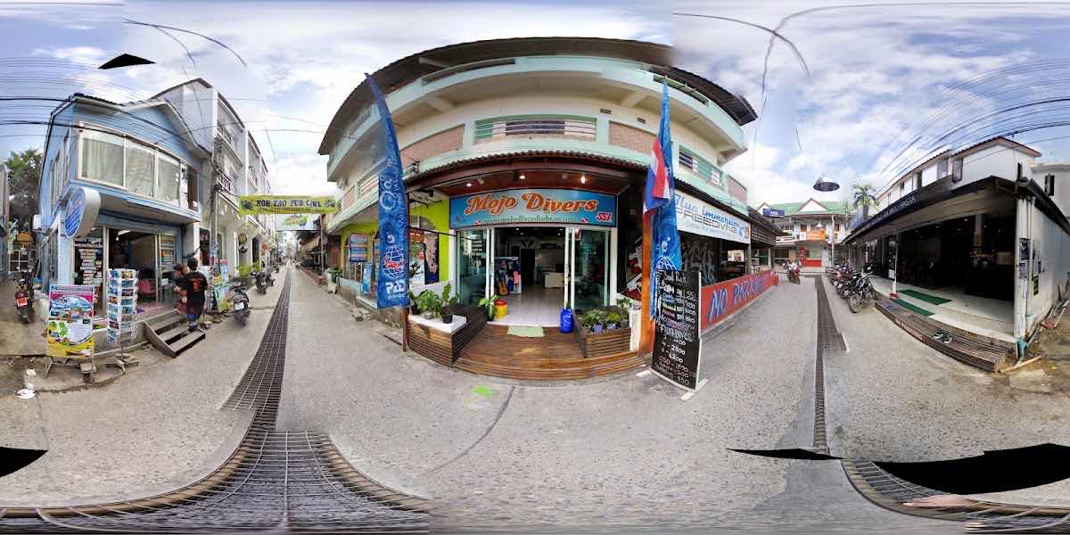 Mojo Diver - Koh Tao Diving Centre(Main Centre) photo 5