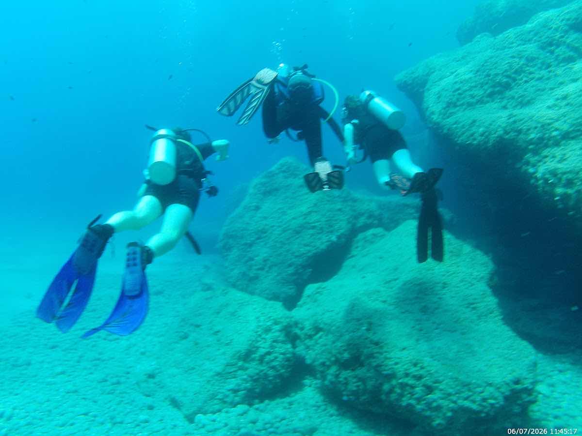 Crab Divers dive center photo 2
