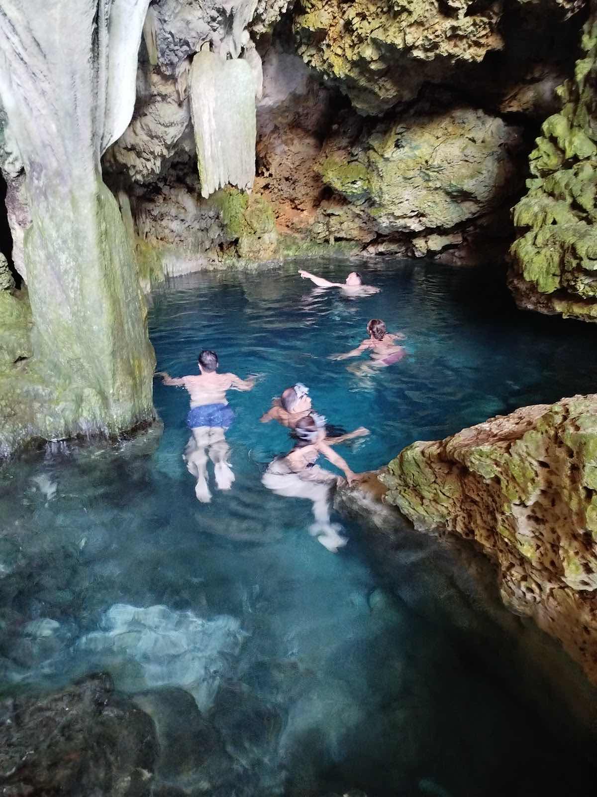Scuba Diving Cuba - UnderwaterCuba photo 8