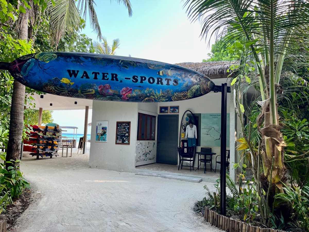 Sub Oceanic Maldives - Dive Center at Le Meridien Maldives Resort and Spa photo 5