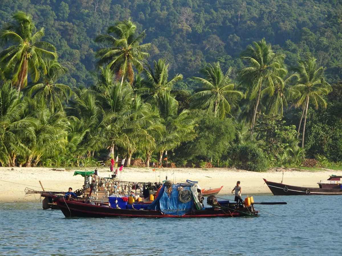 Life Seeing Tours - Southern Myanmar photo 4