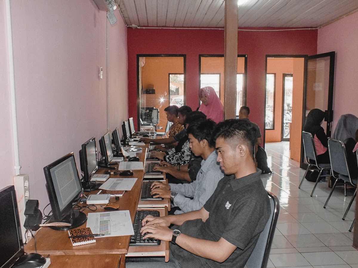 LPK. Genius Komputer photo 9