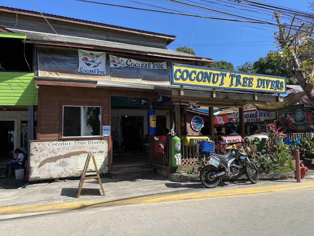 Roatan Tec Center photo 2