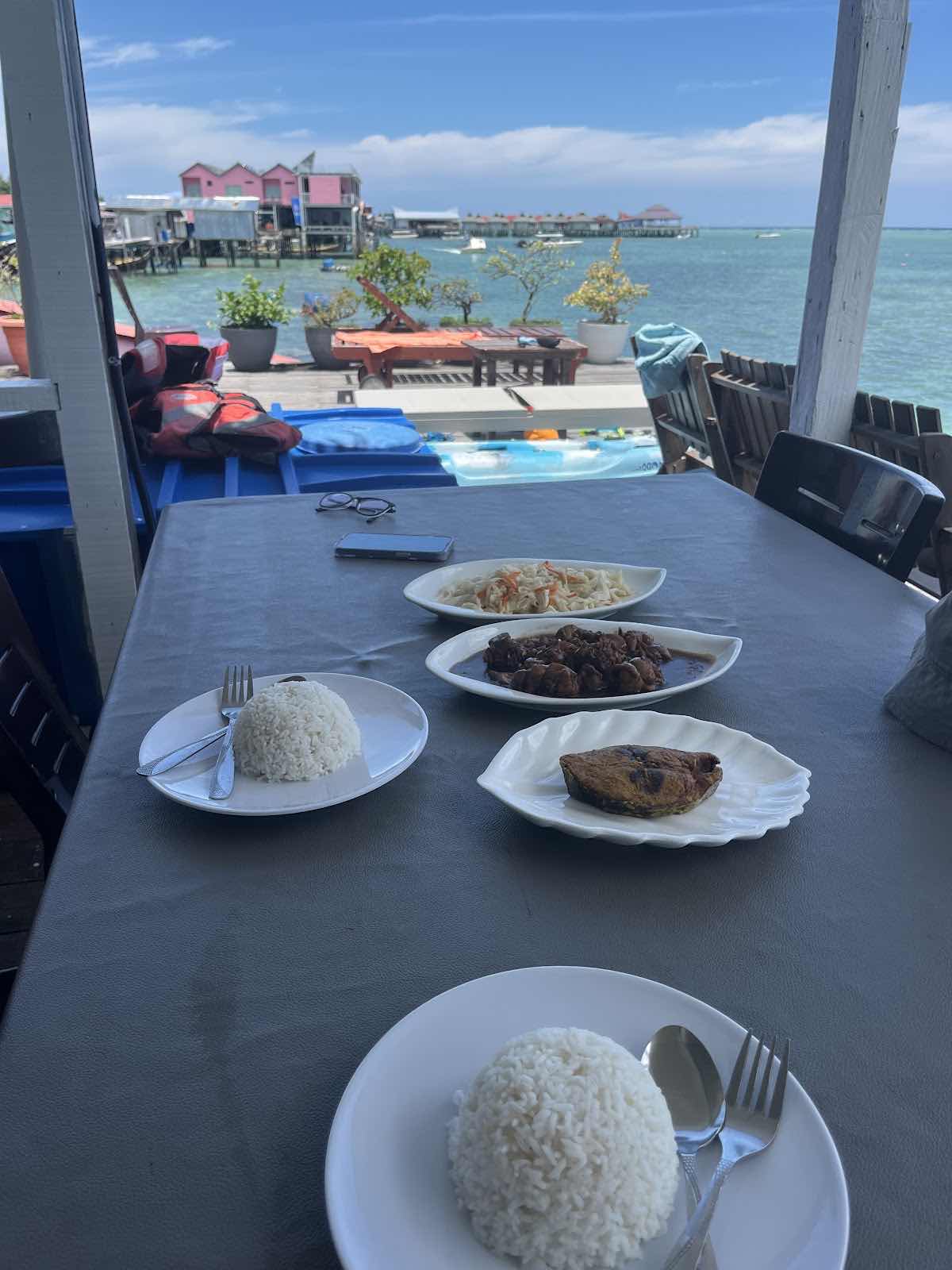 Aloha Mabul Scuba Lodge 阿罗哈马布岛度假水屋 photo 7