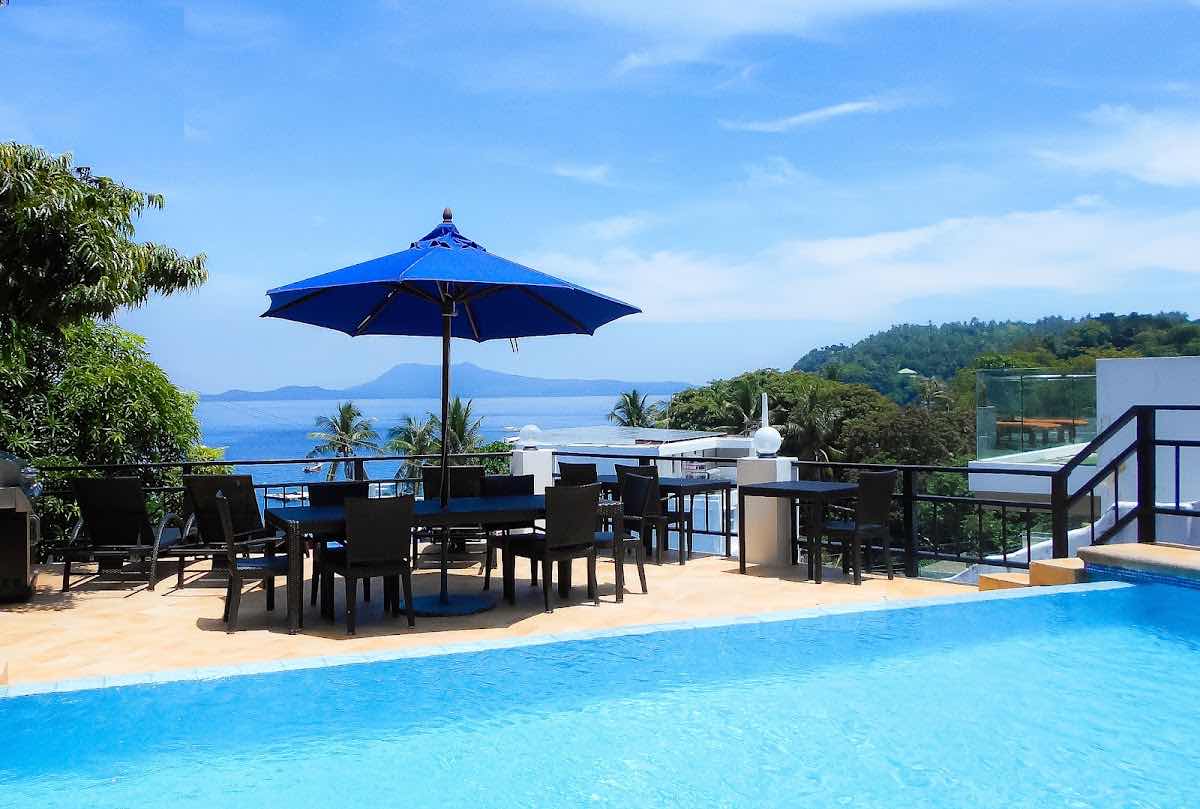 Out of the Blue Resort photo 5