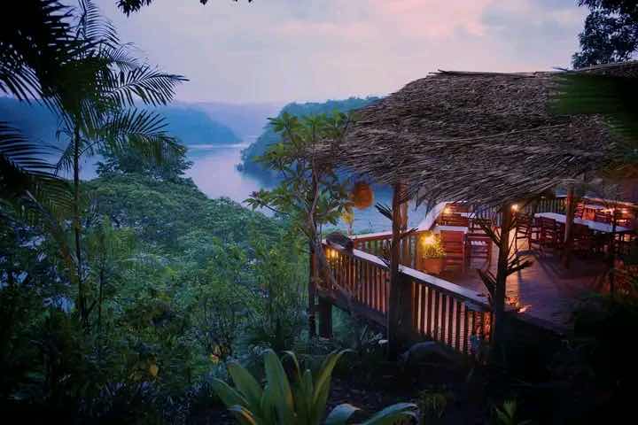 Tufi Resort photo 1