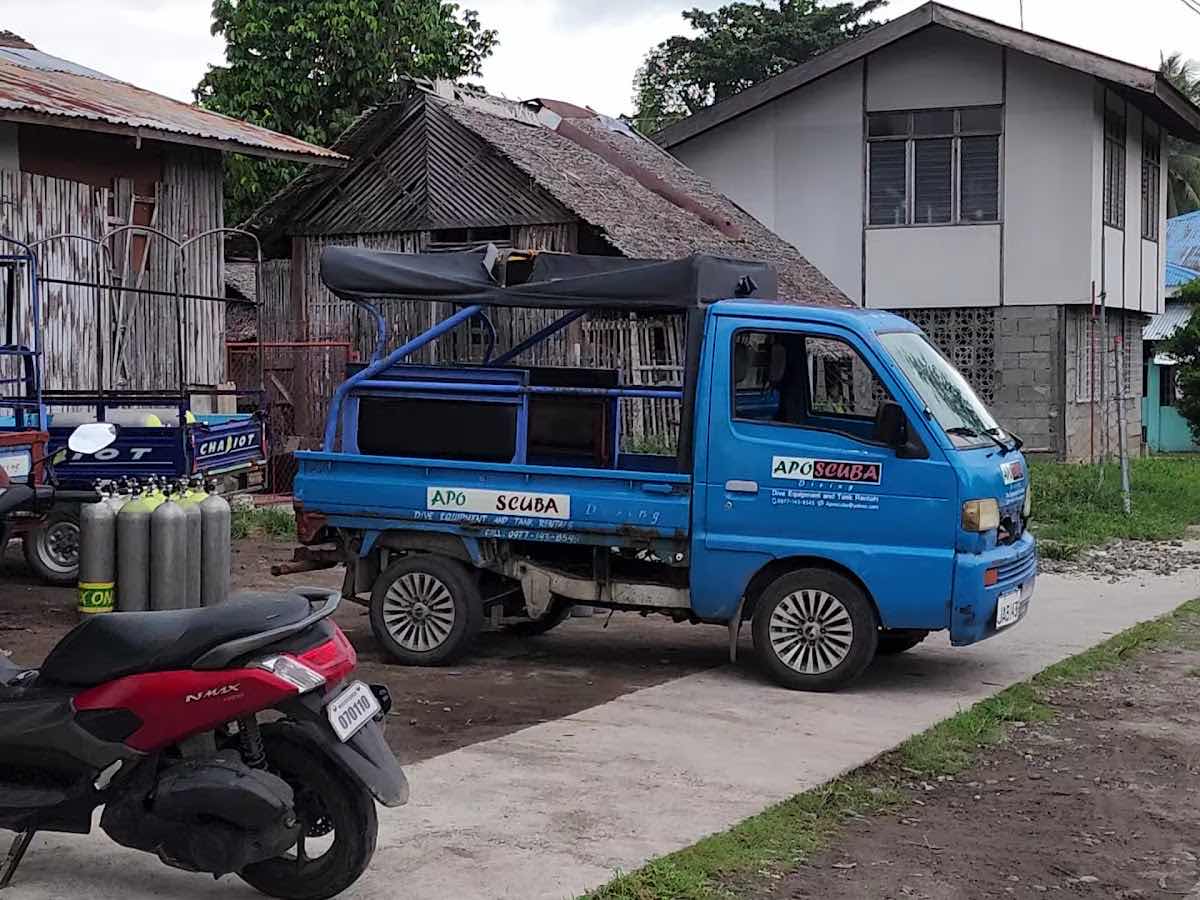 Apo Scuba Diving - Dive Equipment Rentals photo 3