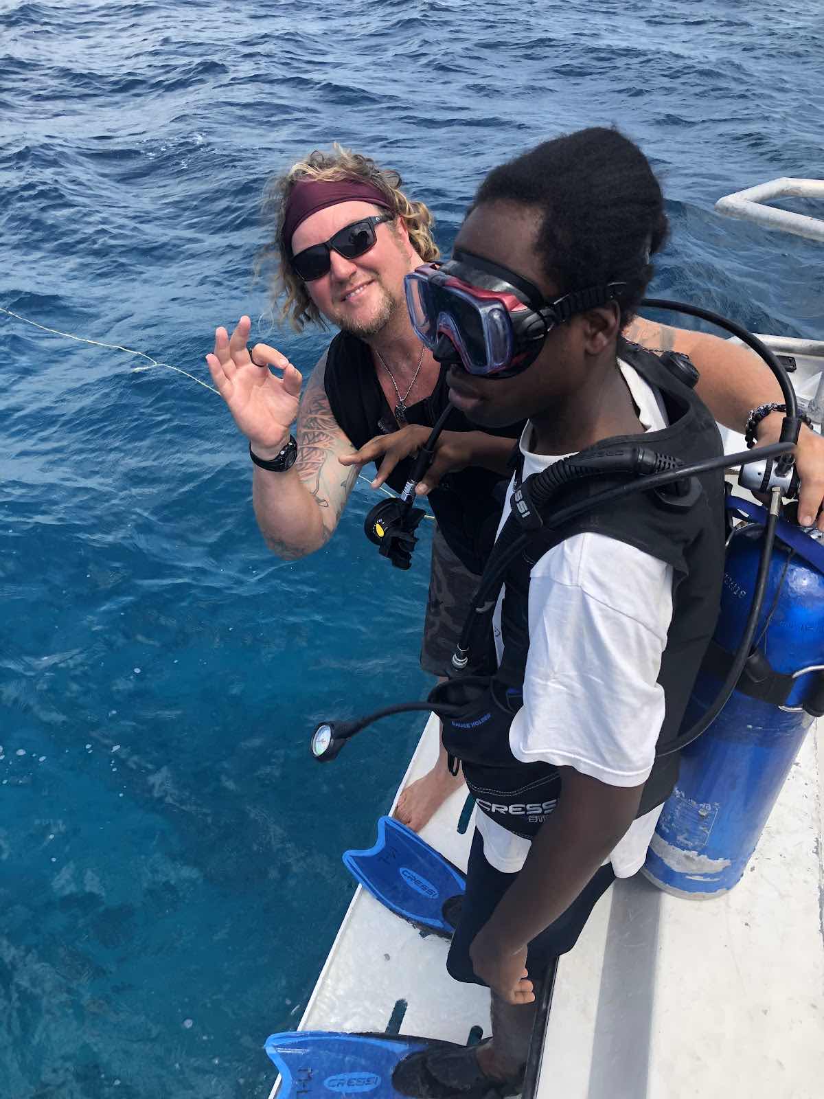 JJ Divers Snorkeling & Scuba Tours photo 10